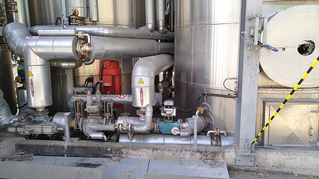 Bitumen pump area